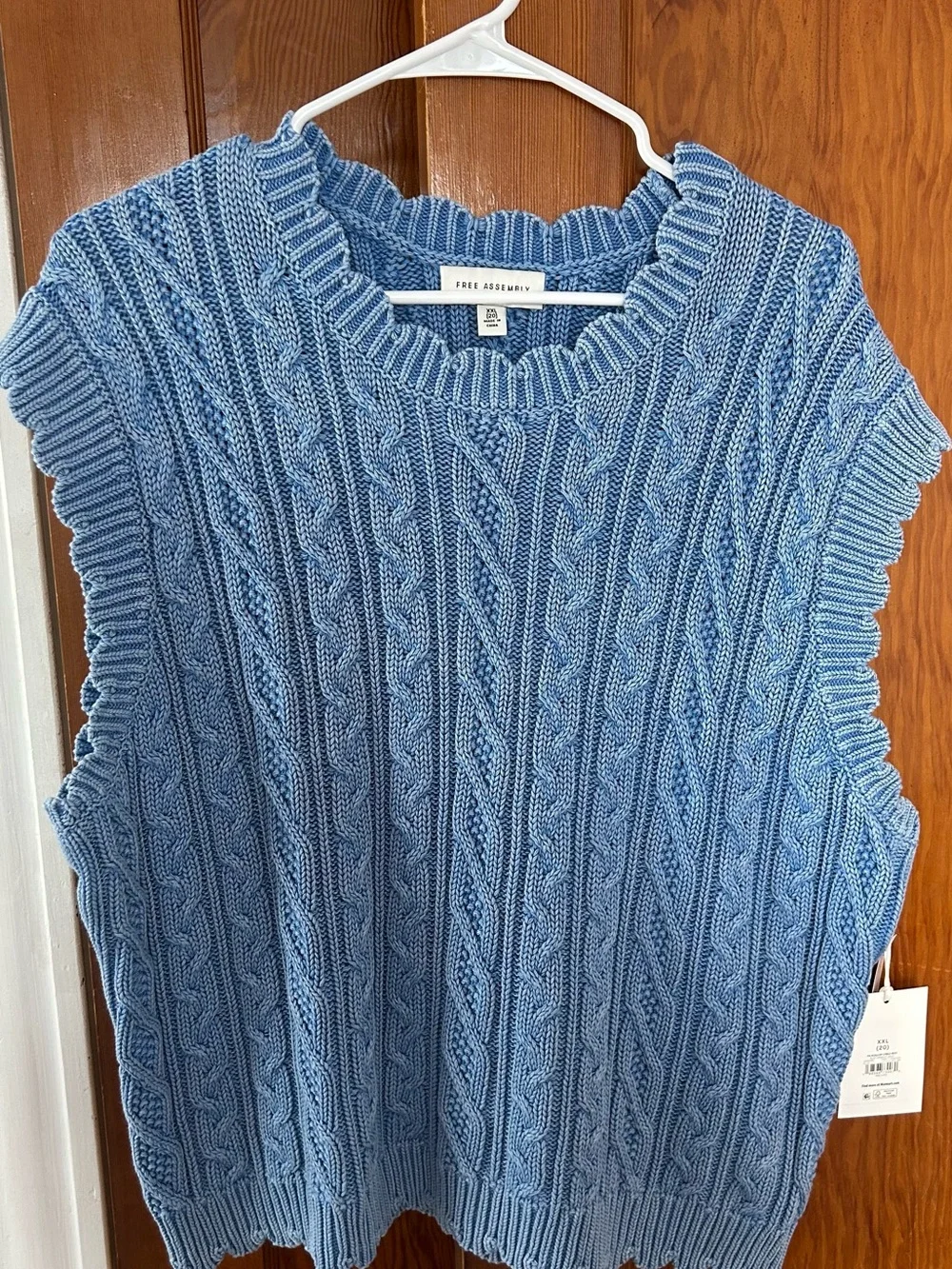 Free Assembly Dusty Blue Cable Knit Sleeveless Sweater Vest - Picture 1 of 2
